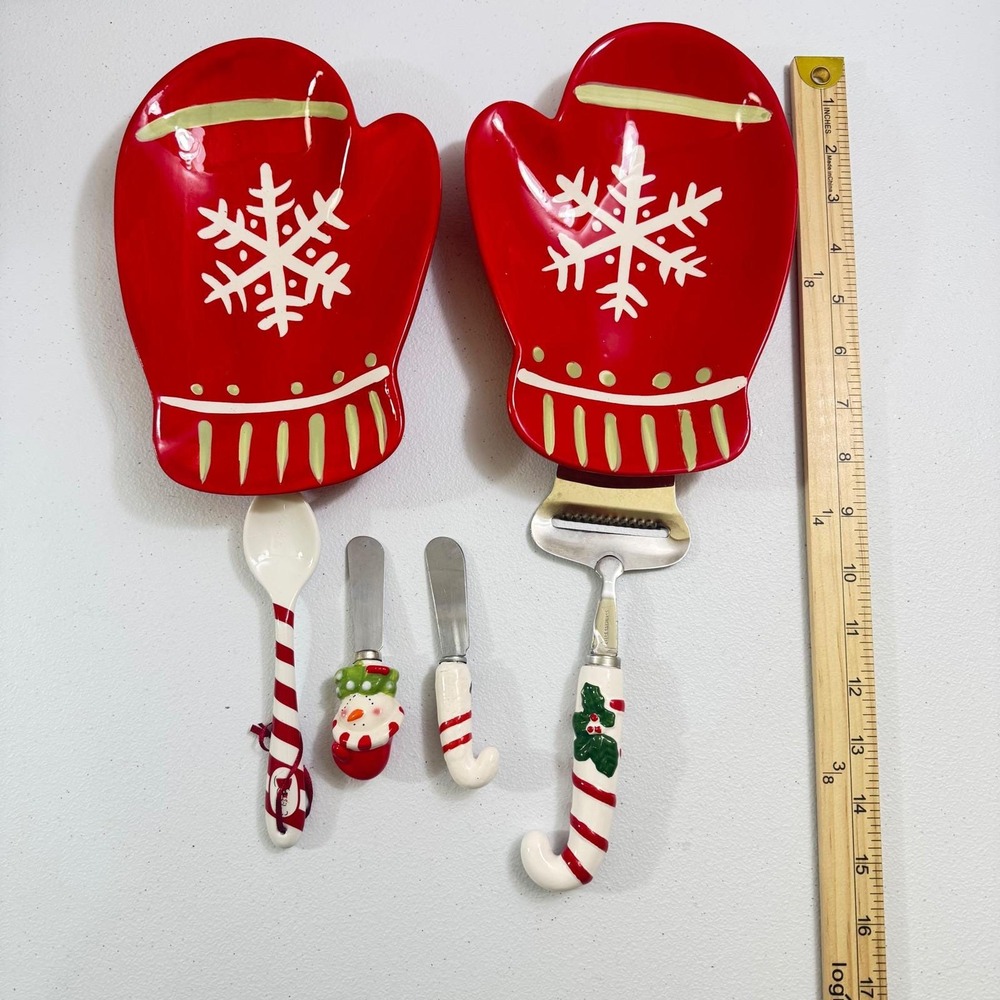 VTG Christmas Mitten Plates and Cheese Slicer Spreader Set 6pc Red White holiday